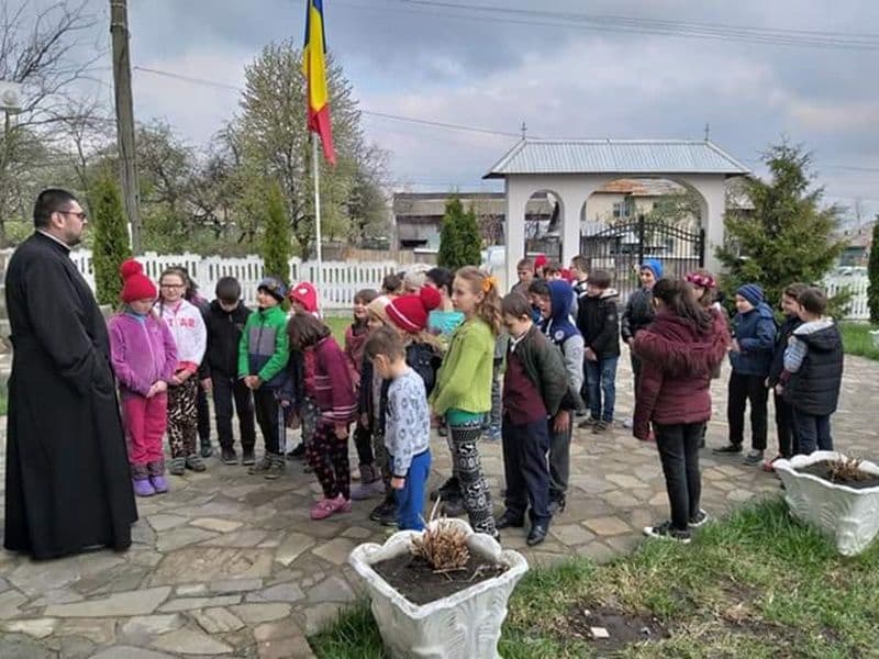 activitate biserica Smirdan 10