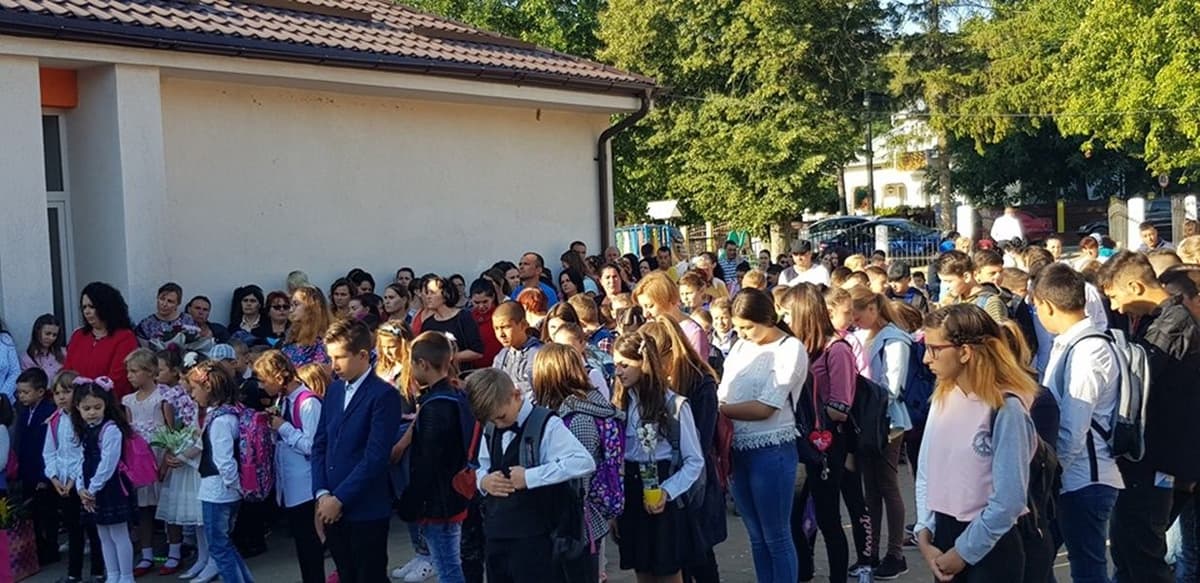 inceput de an scolar la Ibanesti 05