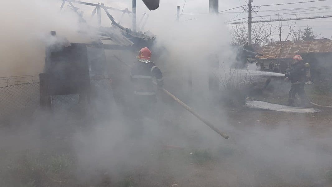 incendiu casa botosani 01