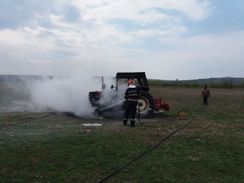 tractor in flacari 07