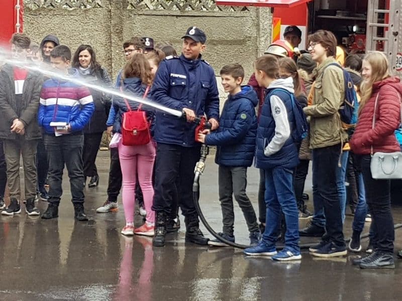 Scoala altfel la ISU_02