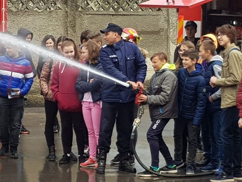 Scoala altfel la ISU_03