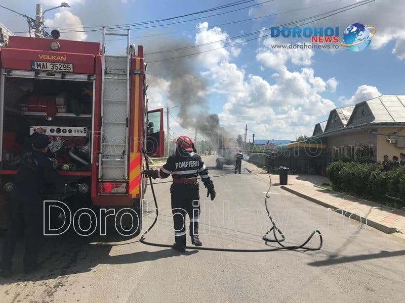 Incendiu excavator la Dorohoi_03