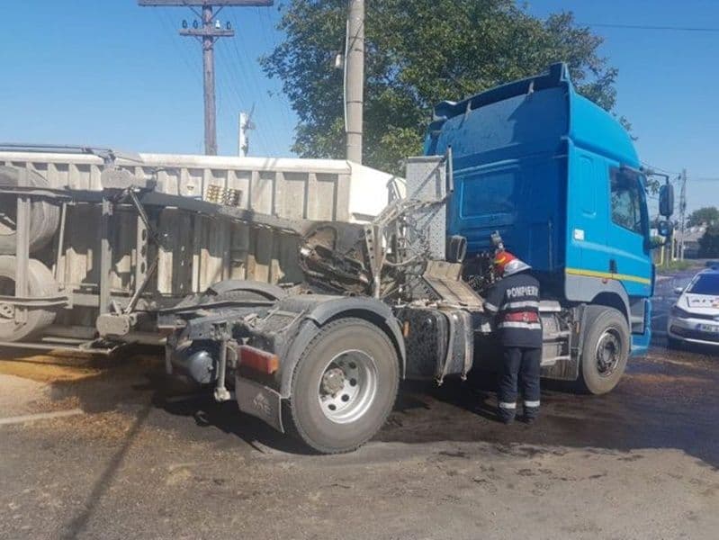 camion lovit de tren 10
