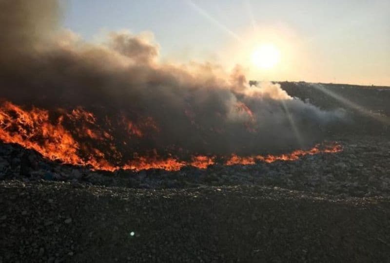 arde groapa de gunoi (3)