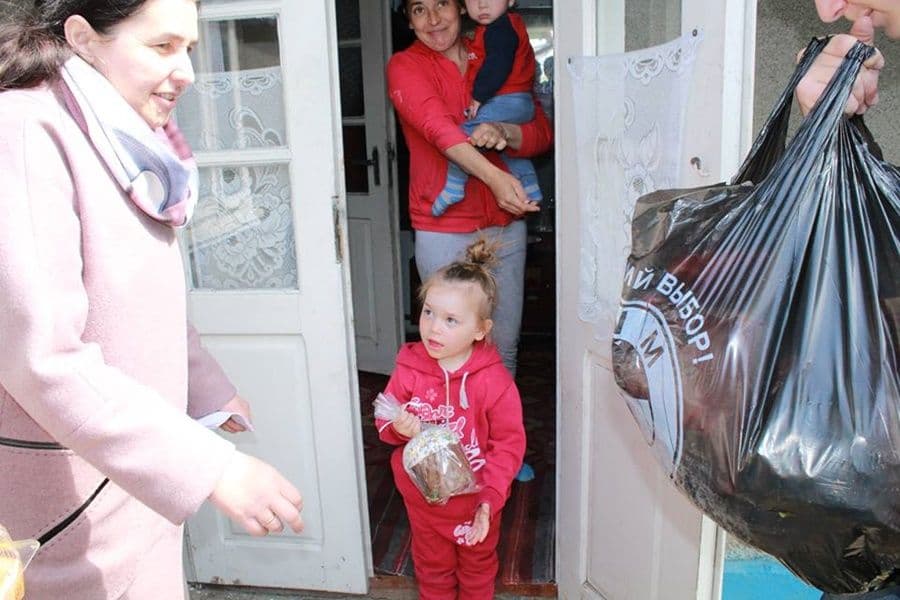 omul care daruieste 15