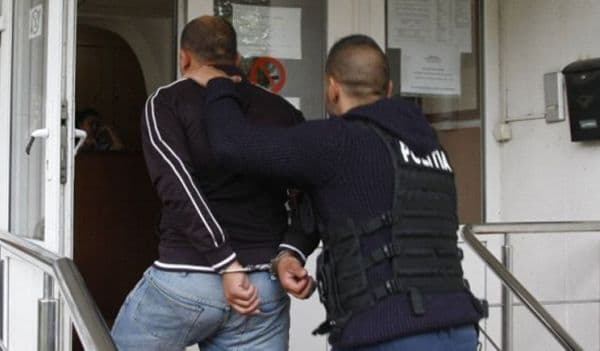 Bărbat din Dorohoi săltat de Poliție și dus direct la închisoare
