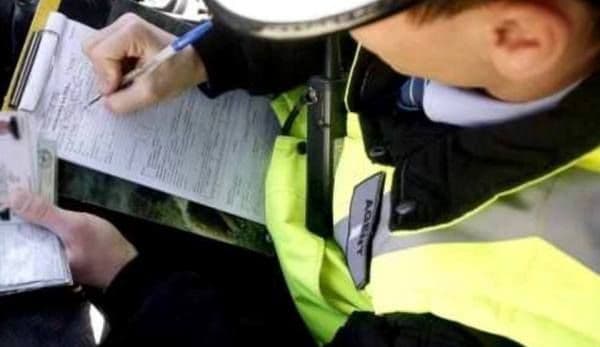 Doi dorohoieni s-au ales cu dosare penale. I-a lăsat maşina pe mână, deşi ştia că nu are permis