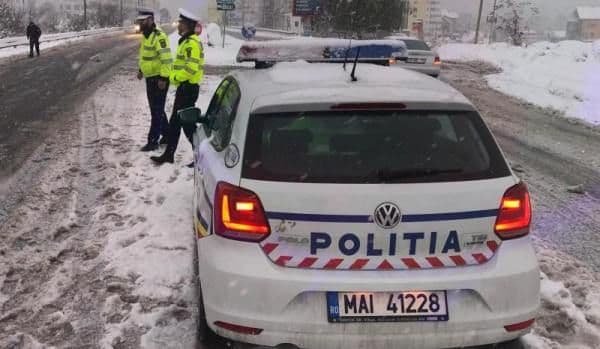 Atenţie maximă la volan! Se circulă în condiţii de iarnă