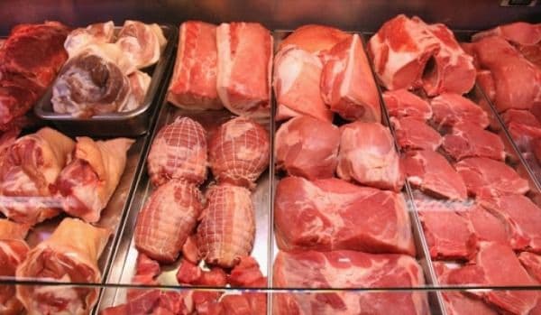 La ce să fim atenți atunci când cumpărăm carne din comerț