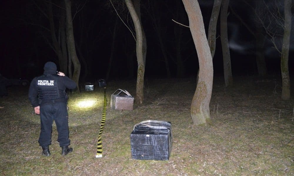 Ţigări de contrabandă de peste 123.250 lei reţinute cu focuri de armă la frontiera de est - FOTO