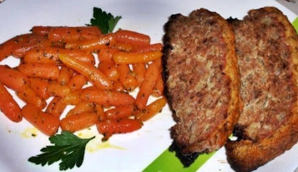 Ruladă de carne cu crustă de cașcaval