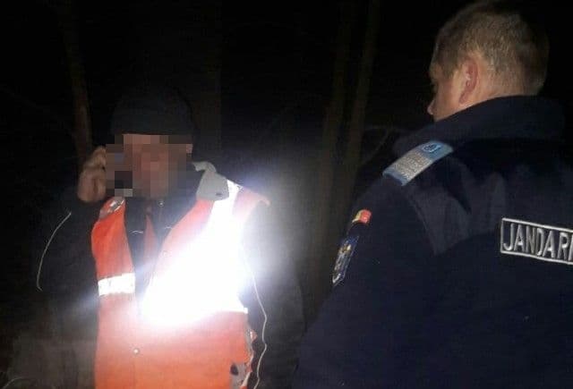 Acțiune de căutare a autorităților! Un bărbat s-a rătăcit pe malul Prutului