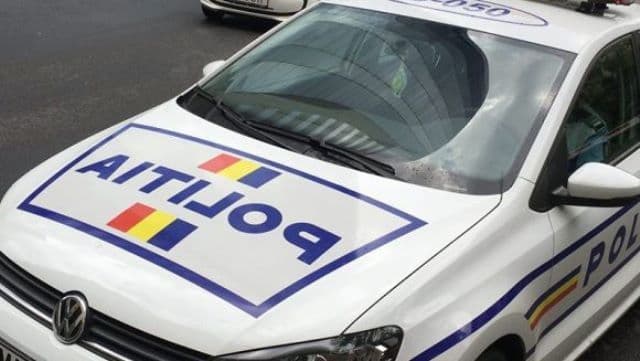 Bărbat reținut după ce a spart mai multe anvelope și a amenințat o femeie
