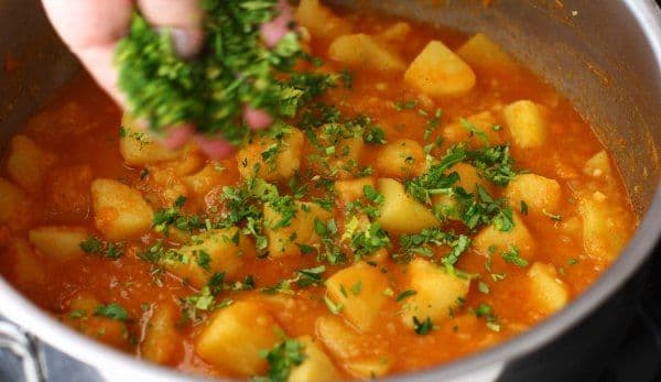 Mâncărică de cartofi cu piept de pui