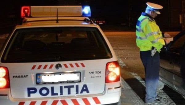 Inconştienţi prinşi la volan fără permis de conducere!