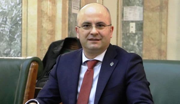 Nu panică, ci responsabilitate din partea fiecăruia dintre noi și profesionalism din partea instituțiilor abilitate