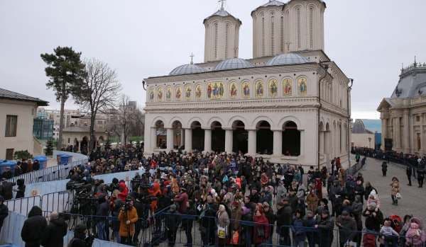 Patriarhia Română a anunțat ce se va întâmpla cu toate slujbele din biserici