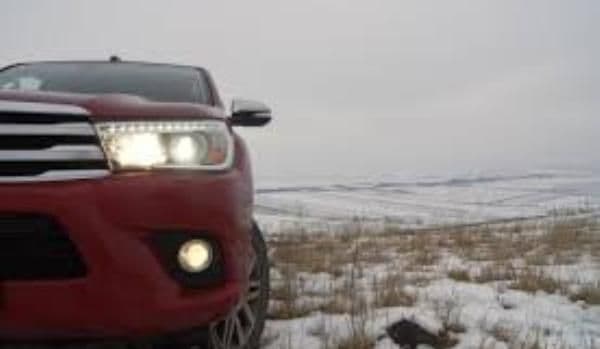 Tânăr din Dersca, cercetat după ce a produs un accident, a condus în stare de ebrietate și a prezentat un permis fals