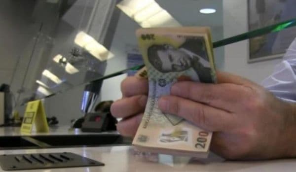 Nu toţi românii pot amâna ratele pentru 9 luni! Trebuie aduse dovezi