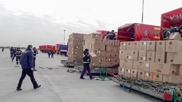 Echipamentele medicale aduse cu aeronava NATO au ajuns la Botoșani. Dotări pentru prima linie de luptă cu COVID-19!