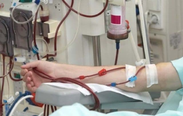 Donează sânge. Și tu poți fi un salvator! O tânără din Dorohoi cere ajutor pentru a-și salva tatăl