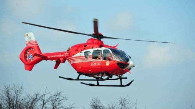 Copil de trei zile diagnosticat cu o malformație de cord preluat de elicopterul SMURD