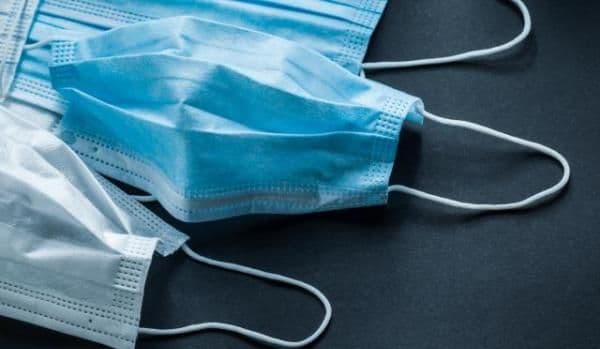 Poate coronavirusul să treacă prin masca de protecție? Ce spun specialiștii