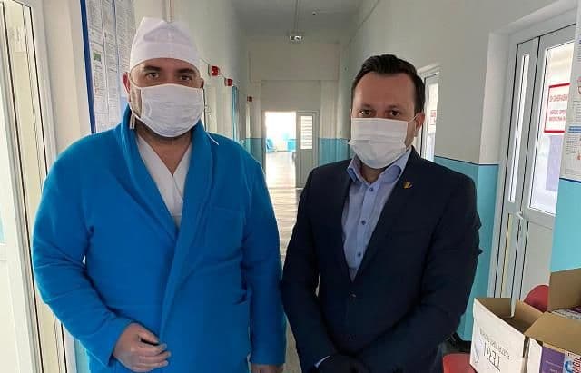 Om de afaceri botoșănean implicat în lupta cu Covid-19. Donații și către Spitalul Dorohoi - FOTO