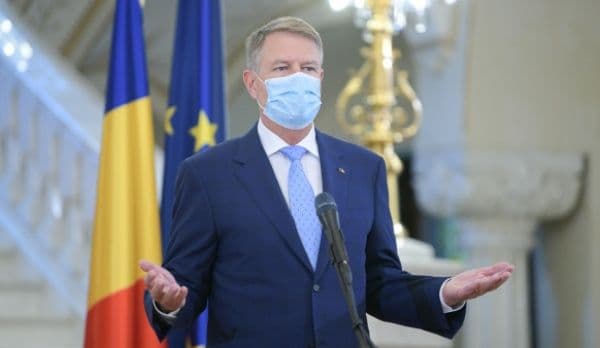 Președintele a anunțat: După 15 mai vom putea circula liber. Purtarea măștii va fi obligatorie
