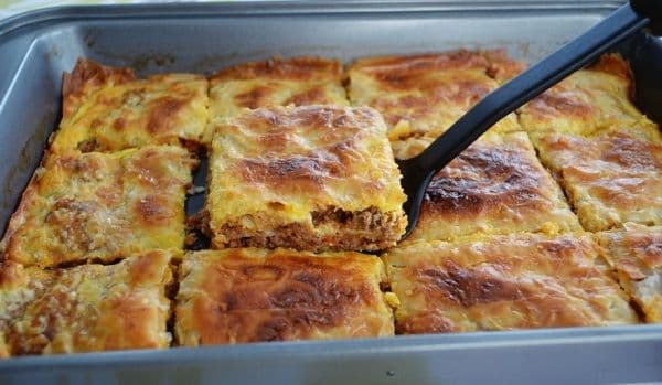 Burek cu carne