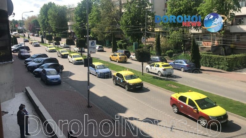 Taximetristul din Dorohoi condus pe ultimul drum de zeci de colegi – VIDEO / FOTO