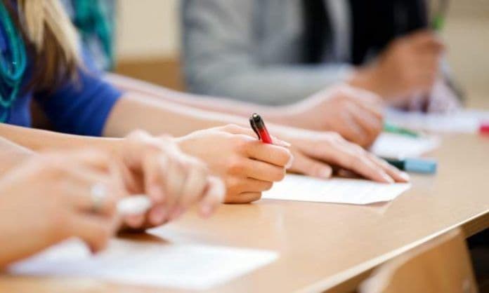 Fără examene de admitere la universități. Cum va fi admiterea la facultate în acest an