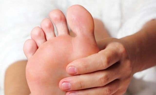 Trucuri naturale pentru tratarea bătăturilor