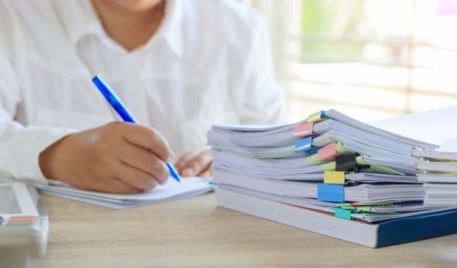 Ghid pentru profesori! Încheierea mediilor explicată grafic de Ministerul Educației pentru 8 situații