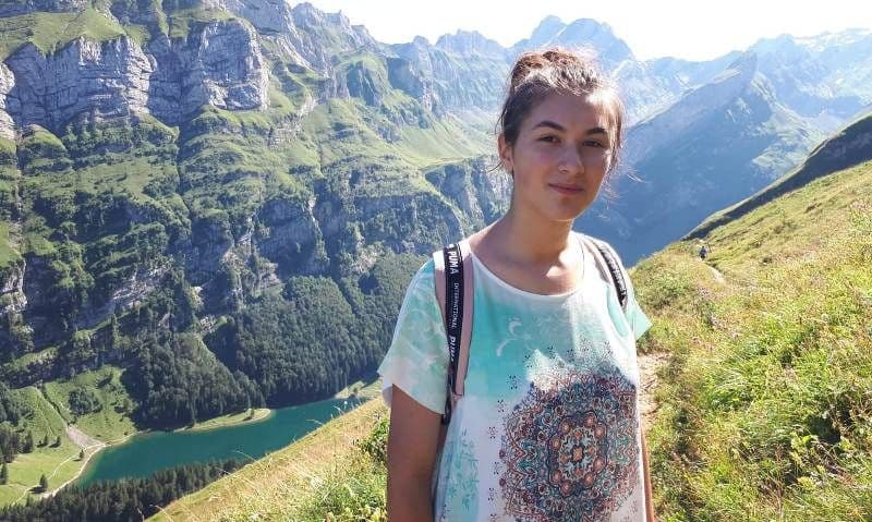 Medalion Daniela Burlacu - Șef de promoție 2020 la Liceul „Regina Maria” din Dorohoi