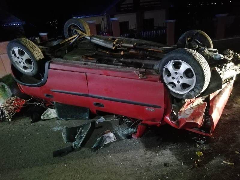 Accident în județul Botoșani. Se întorcea din Cehia și s-a răsturnat la 10 km de casă - FOTO