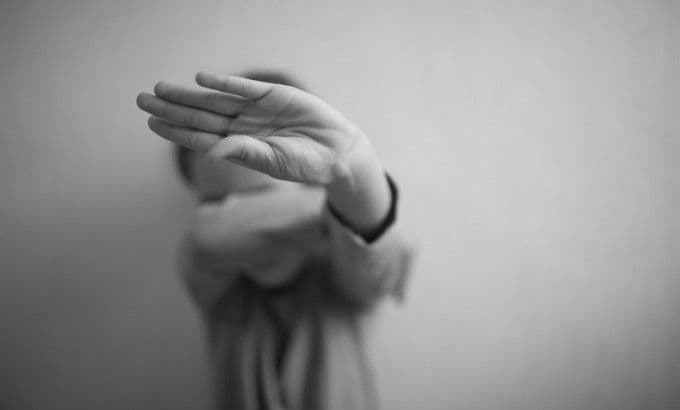 Clipe de groază pentru un minor de 14 ani. Acesta a fost sechestrat și bătut de doi adulți