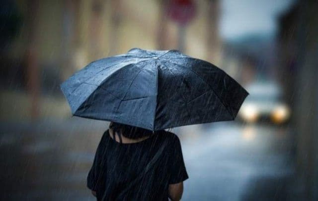 Meteorologii avertizează! Urmează trei zile cu instabilitate atmosferică temporar accentuată