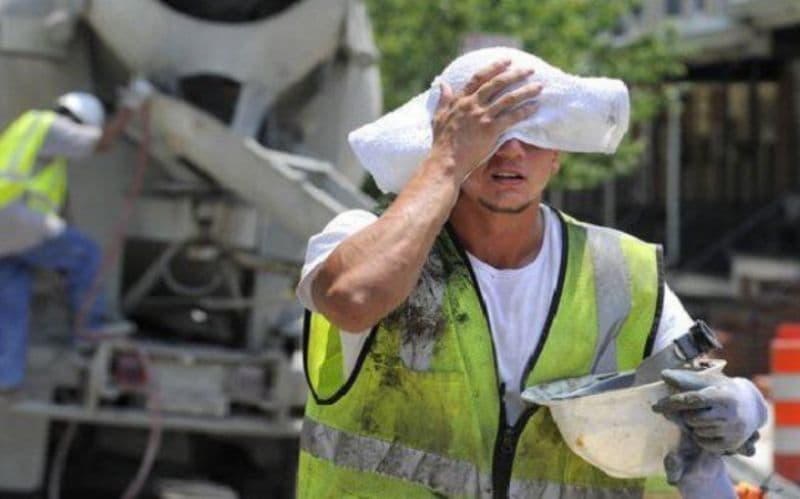 Recomandările inspectorilor de muncă în perioadele cu temperaturi extreme