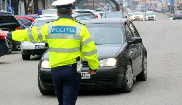 Control de rutină în trafic încheiat cu o surpriză pentru polițiști la Dorohoi