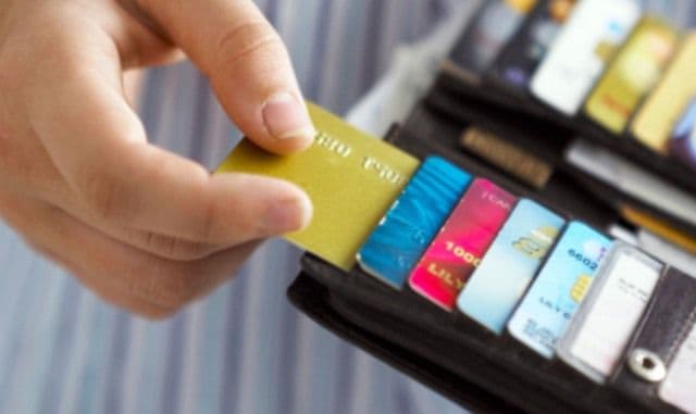 Românii care au acest tip de CARD trebuie să știe. S-au anunțat modificări importante!