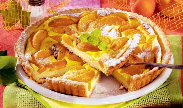 Tartă cu piersici