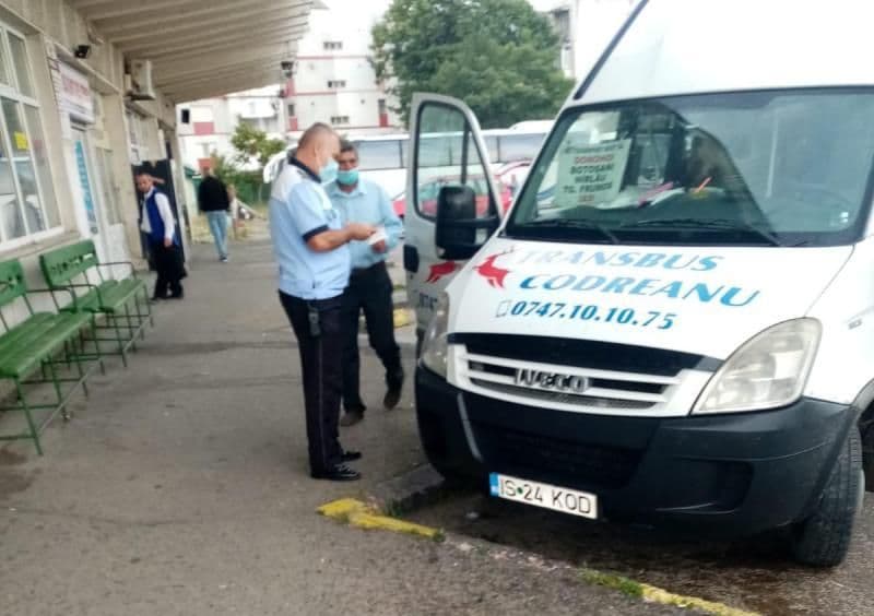 Zeci de şoferi au fost amendaţi în weekend de Poliţia Rutieră Botoșani - FOTO