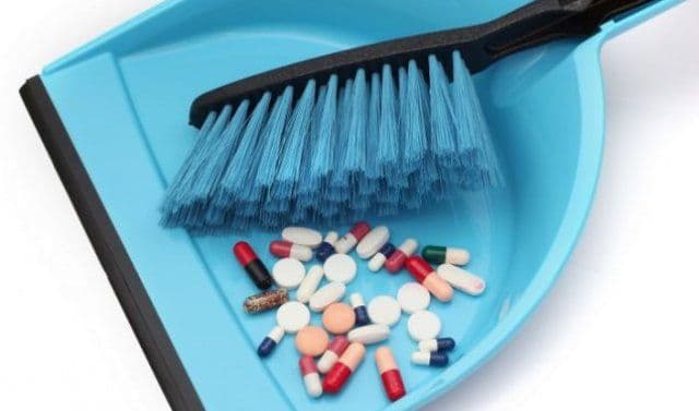 Mare atenție! Nu aruncați niciodată medicamentele la gunoi - Care este pericolul