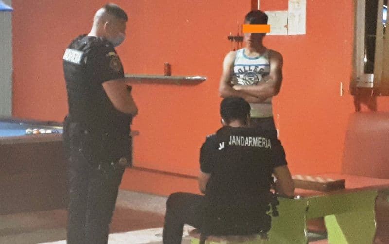 Jandarmii botoșăneni au amendat 19 „viteji” care nu purtau mască în locurile publice