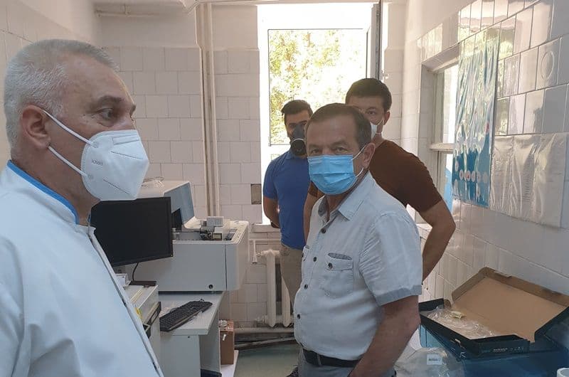 Primul aparat pentru depistarea infecției cu SARS COV-2 a ajuns la Spitalul Dorohoi