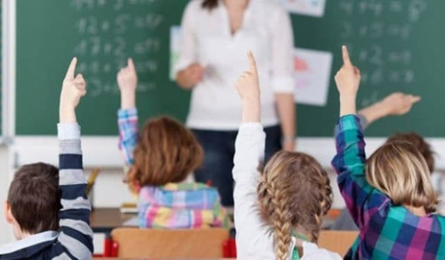 Structura anului şcolar 2020-2021. Când vor avea elevii vacanţă