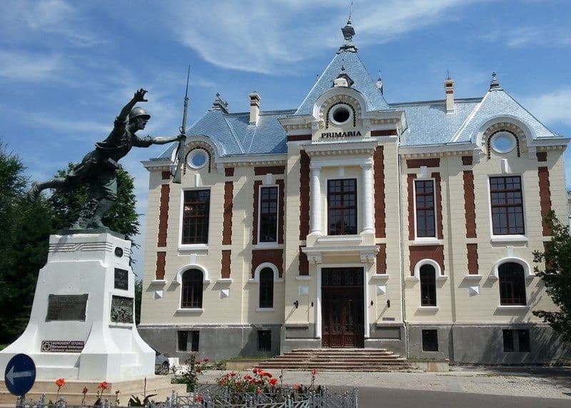 Primăria Dorohoi: Anunţ de participare la licitaţie pentru ÎNCHIRIERI spații/terenuri (domeniul PRIVAT)