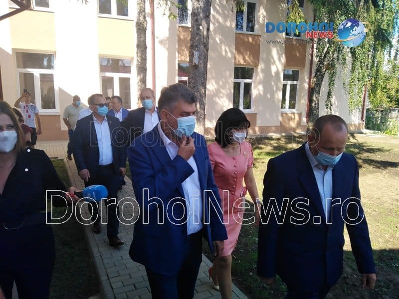 Președintele PSD, Marcel Ciolacu, a vizitat școala și grădinița din Șendriceni - FOTO